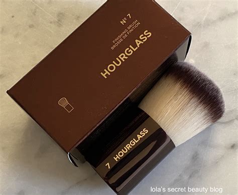 hourglass brushes review.